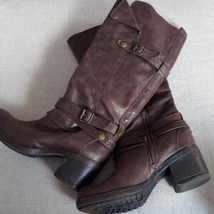 Gorgeous Brown Faux-Leather Boots From MIA. Size 6.5